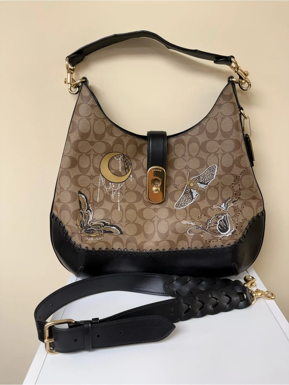 Coach Chelsea Champlain Amber Hobo Shoulder Bag Signature C & Black Leather Trim